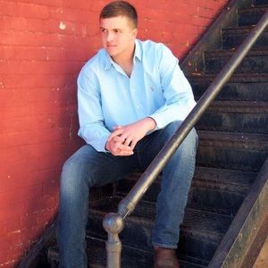 Meet your Posher, Troy